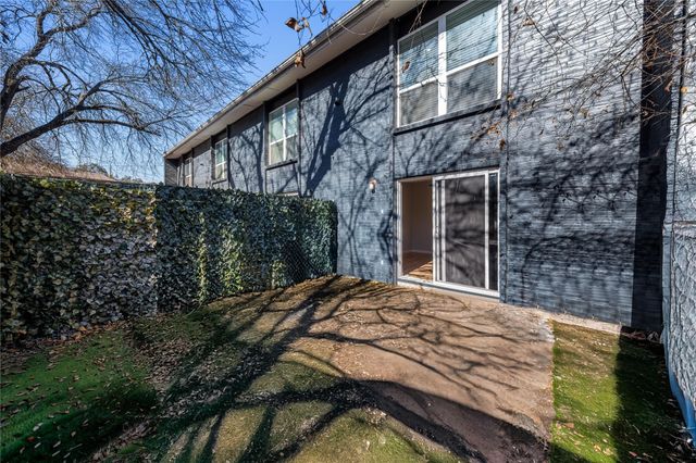3820 Southway DR D, Austin, TX 78704
