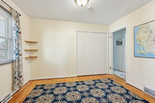 202 S Dakota Avenue, Ames, IA 50014