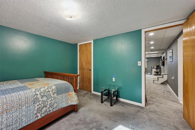 202 S Dakota Avenue, Ames, IA 50014