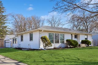 202 S Dakota Avenue, Ames, IA 50014