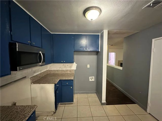 165 Racquet Club Expressway, Compton, CA 90220