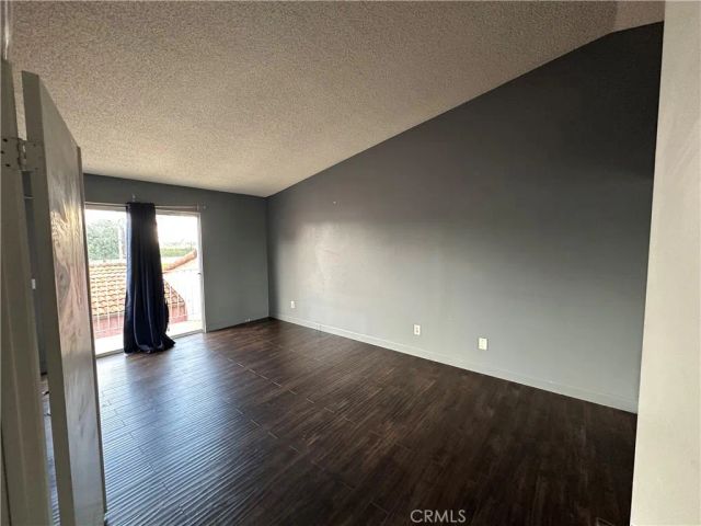165 Racquet Club Expressway, Compton, CA 90220