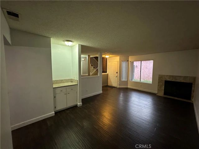 165 Racquet Club Expressway, Compton, CA 90220