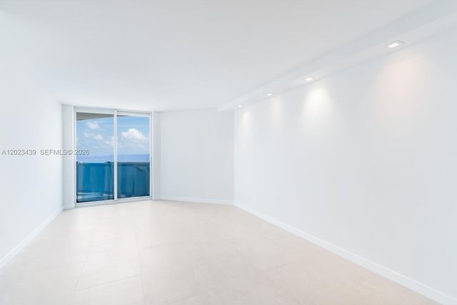 6301 Collins Ave 2502, Miami Beach, FL 33141