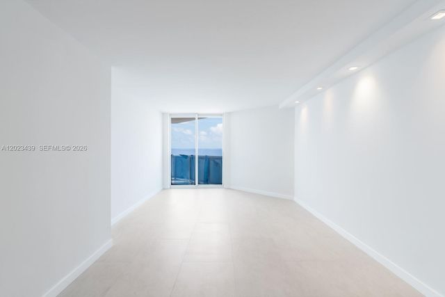 6301 Collins Ave 2502, Miami Beach, FL 33141