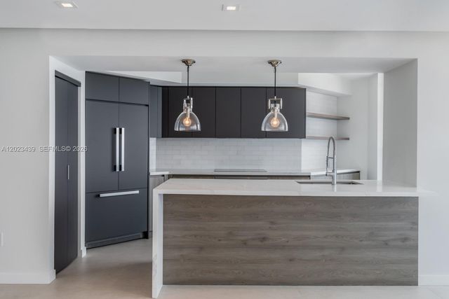 6301 Collins Ave 2502, Miami Beach, FL 33141
