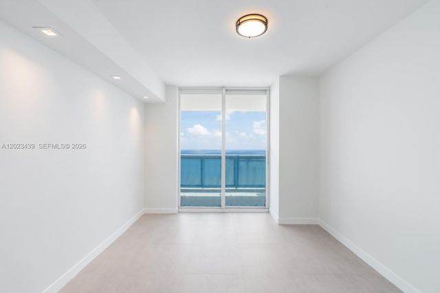 6301 Collins Ave 2502, Miami Beach, FL 33141