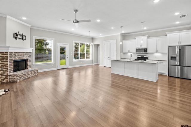 11479 Lindsey Garden, Tyler, TX 75709