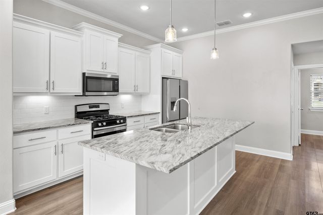 11479 Lindsey Garden, Tyler, TX 75709