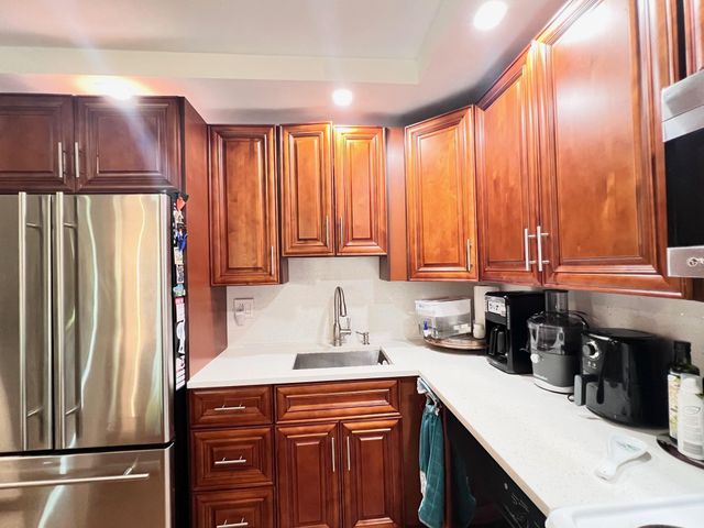 9999 N Belfort Cir 101, Tamarac, FL 33321