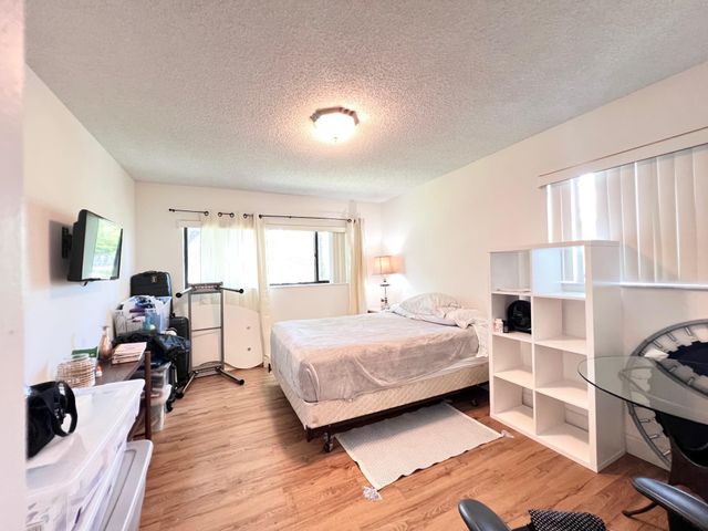9999 N Belfort Cir 101, Tamarac, FL 33321