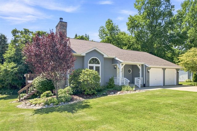 2100 Brown School Road, Saint Joseph, MI 49085