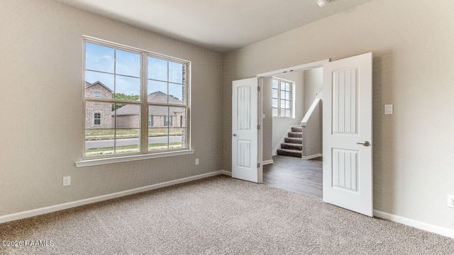 657 Griffiths Court, Breaux Bridge, LA 70517