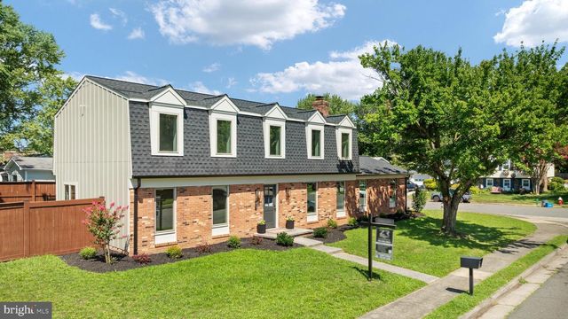 401 CRESTWOOD SW, Leesburg, VA 20175