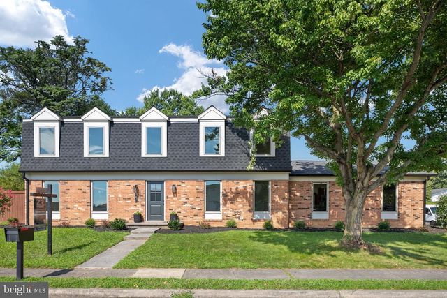 401 CRESTWOOD SW, Leesburg, VA 20175