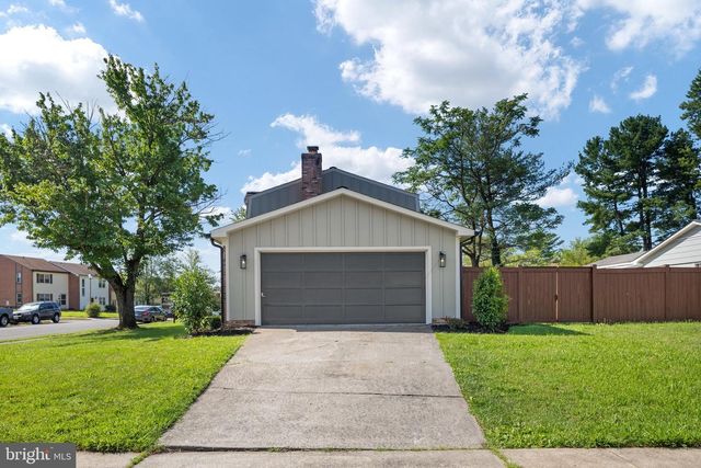 401 CRESTWOOD SW, Leesburg, VA 20175