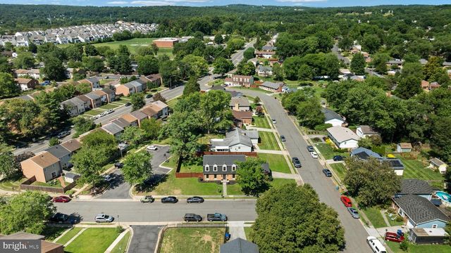 401 CRESTWOOD SW, Leesburg, VA 20175