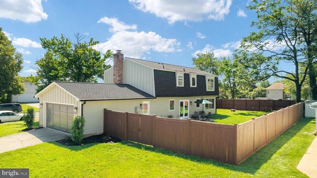 401 CRESTWOOD SW, Leesburg, VA 20175