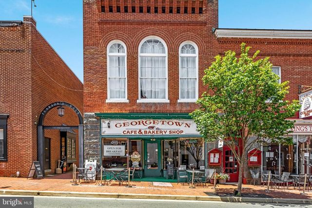 401 CRESTWOOD SW, Leesburg, VA 20175