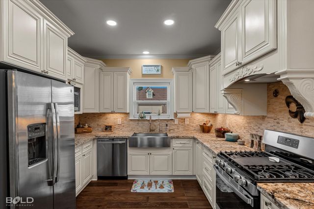 445 Dogwood South Lane, Haughton, LA 71037