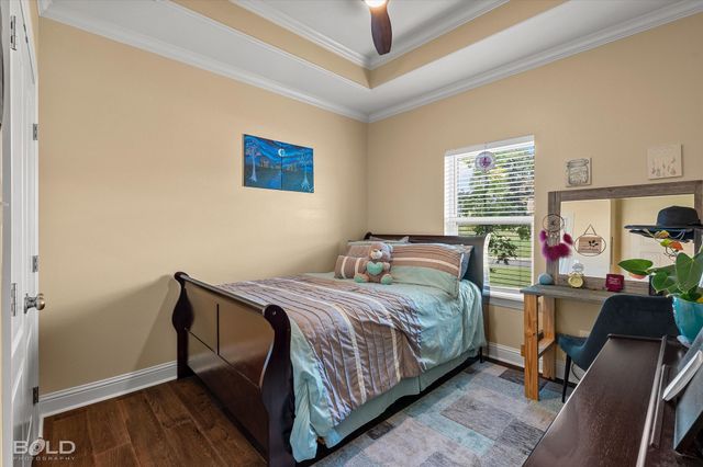 445 Dogwood South Lane, Haughton, LA 71037