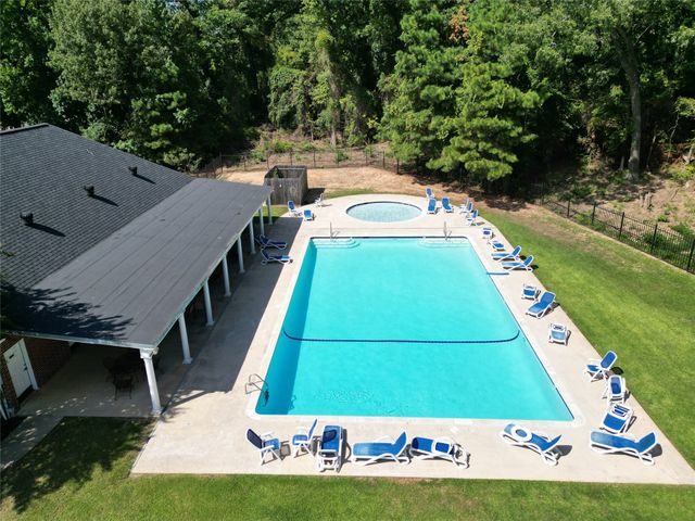 445 Dogwood South Lane, Haughton, LA 71037