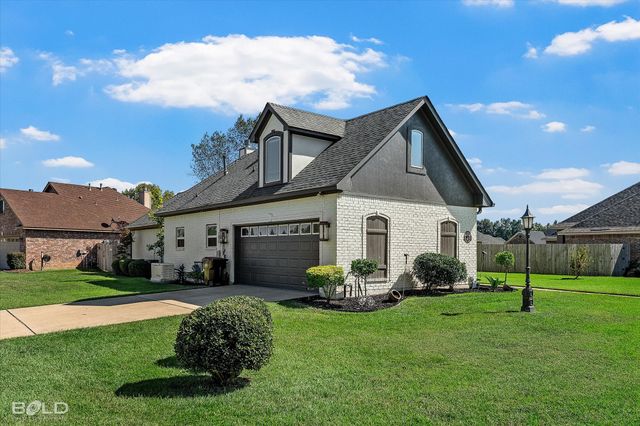 445 Dogwood South Lane, Haughton, LA 71037