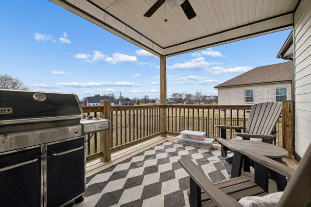 262 Jesse Dr, Pleasant View, TN 37146