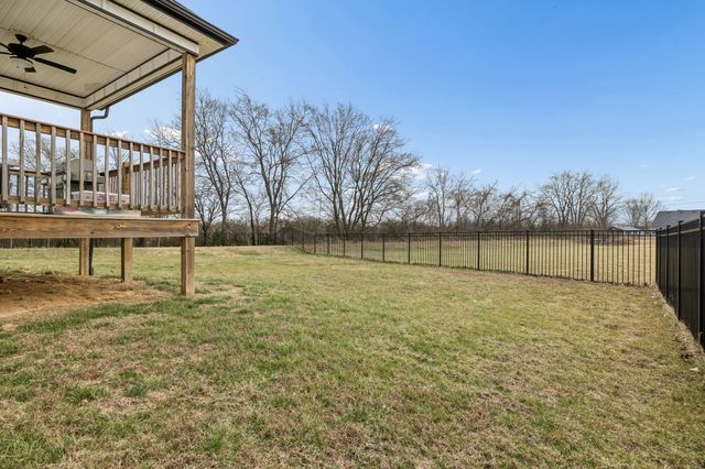 262 Jesse Dr, Pleasant View, TN 37146