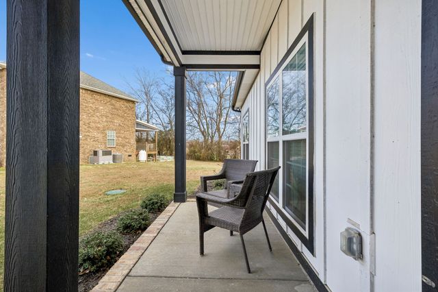 262 Jesse Dr, Pleasant View, TN 37146