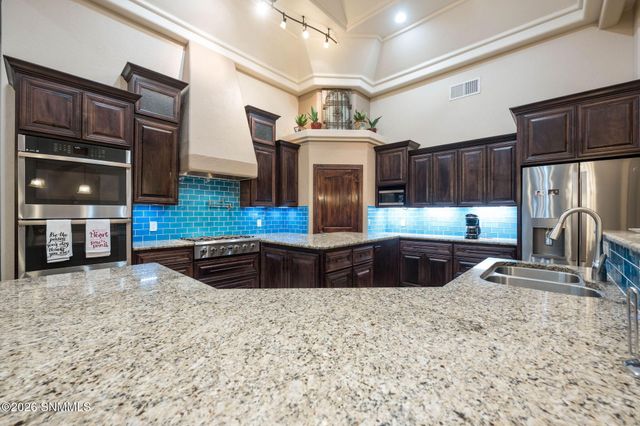 1232 Titania Court, Las Cruces, NM 88007