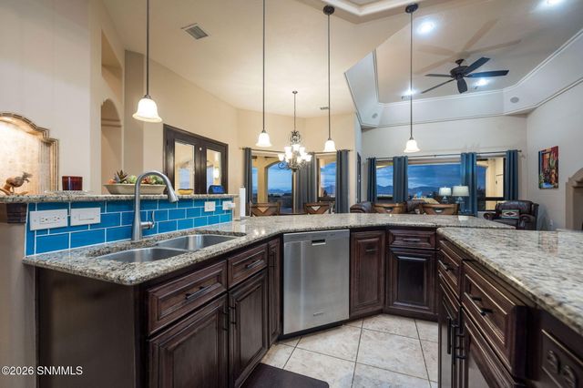 1232 Titania Court, Las Cruces, NM 88007
