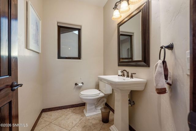 1232 Titania Court, Las Cruces, NM 88007