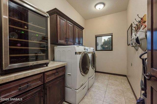 1232 Titania Court, Las Cruces, NM 88007