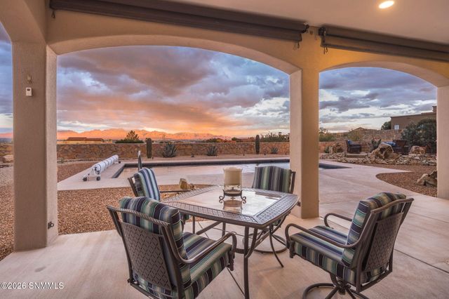 1232 Titania Court, Las Cruces, NM 88007