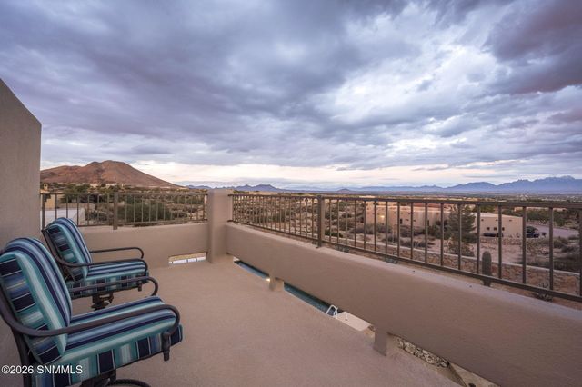 1232 Titania Court, Las Cruces, NM 88007
