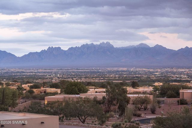 1232 Titania Court, Las Cruces, NM 88007