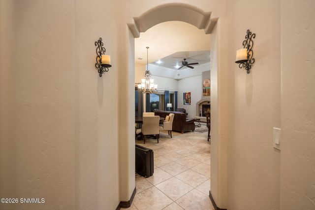 1232 Titania Court, Las Cruces, NM 88007