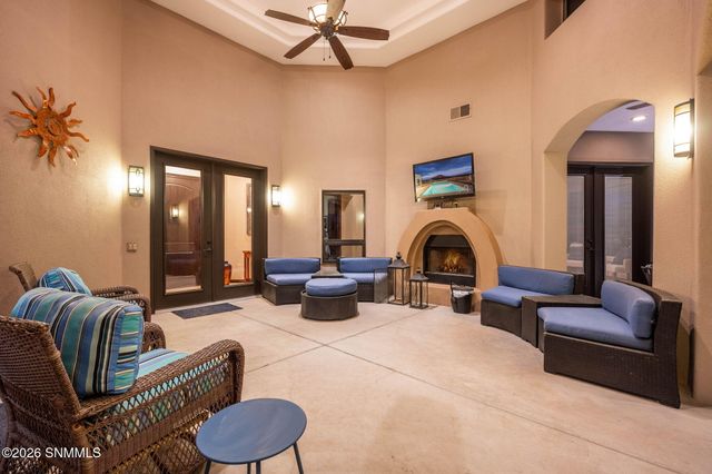 1232 Titania Court, Las Cruces, NM 88007
