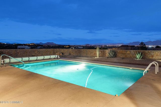 1232 Titania Court, Las Cruces, NM 88007