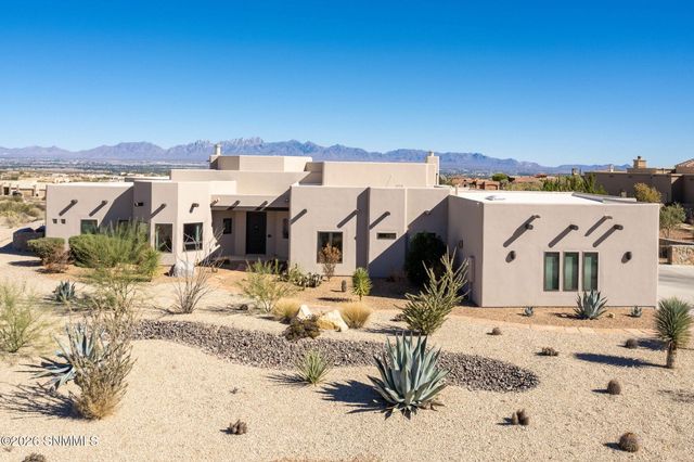 1232 Titania Court, Las Cruces, NM 88007