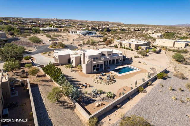 1232 Titania Court, Las Cruces, NM 88007