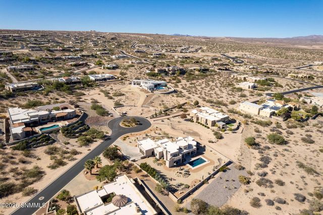 1232 Titania Court, Las Cruces, NM 88007