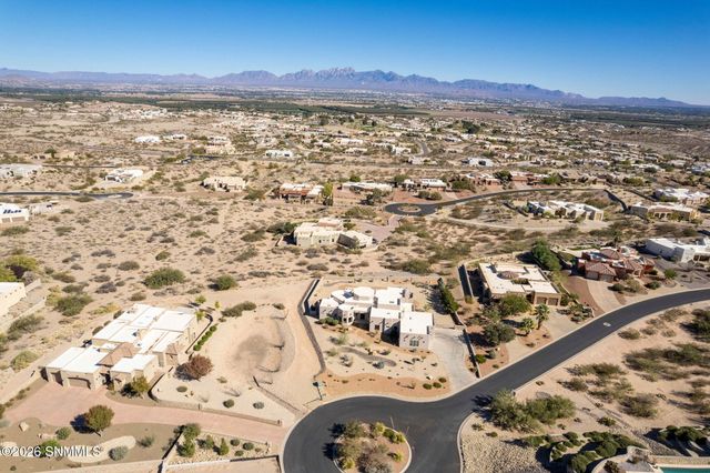 1232 Titania Court, Las Cruces, NM 88007