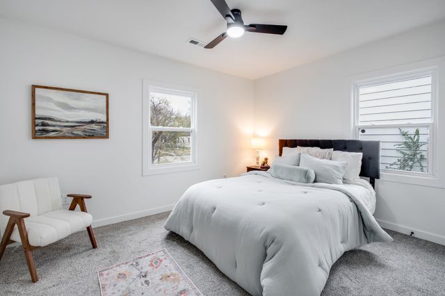 619 N Battin Ave, Wichita, KS 67208