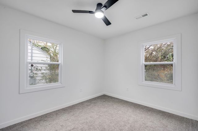 619 N Battin Ave, Wichita, KS 67208