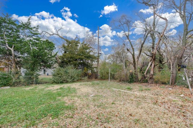 619 N Battin Ave, Wichita, KS 67208