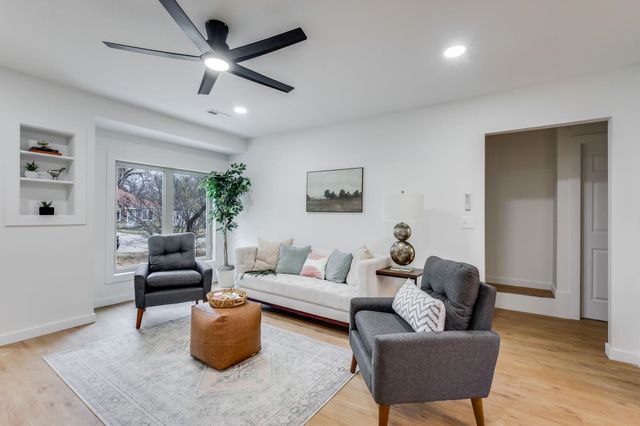 619 N Battin Ave, Wichita, KS 67208