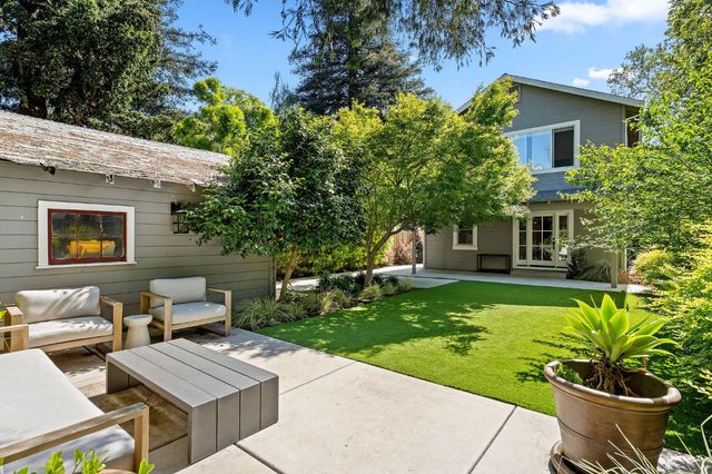836 52nd St, Sacramento, CA 95819