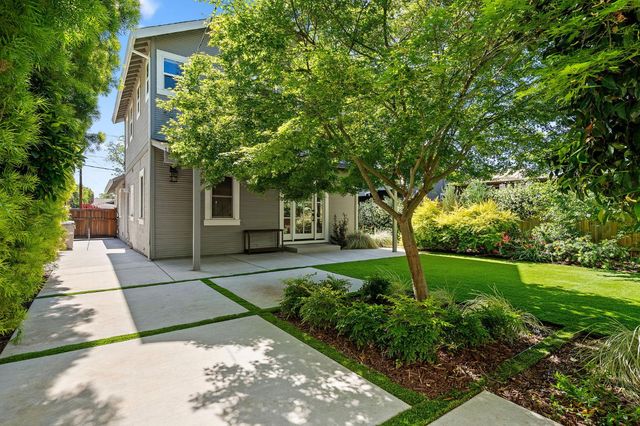 836 52nd St, Sacramento, CA 95819